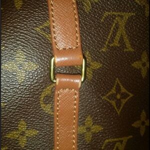 LV round bag